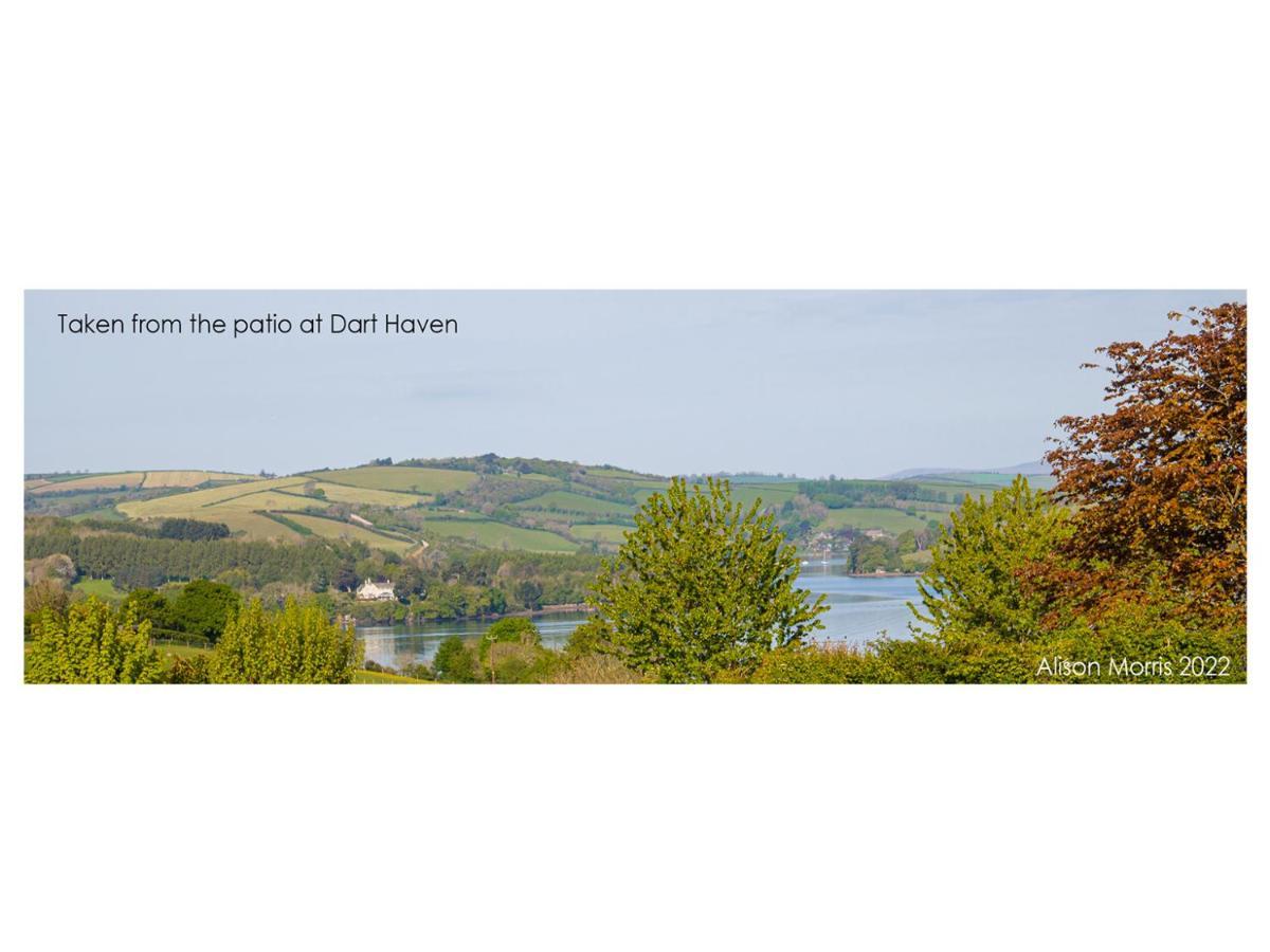 Dart Haven - Cheerful Holiday Bungalow In Galmpton Exteriör bild