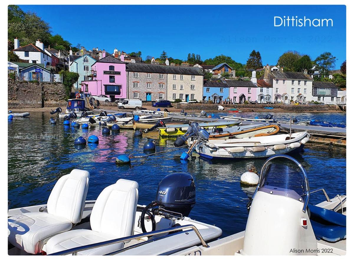 Dart Haven - Cheerful Holiday Bungalow In Galmpton Exteriör bild